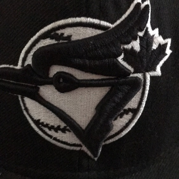 Base ball cap - Picture 2 of 8